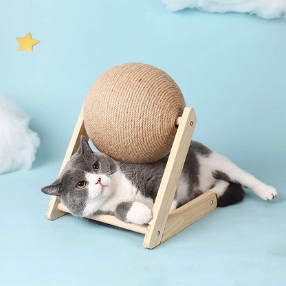 Griffoir chat stable avec balle en sisal pour faire ses griffes