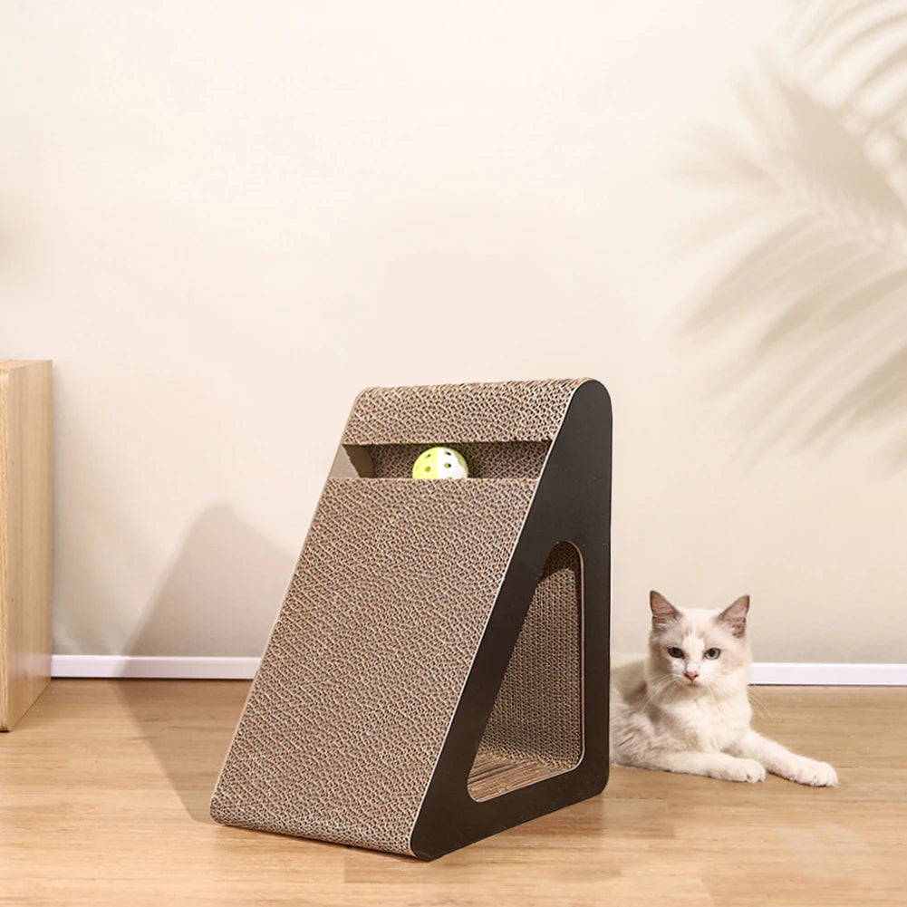 Griffoir chat ergonomique en carton avec jouets intégrés