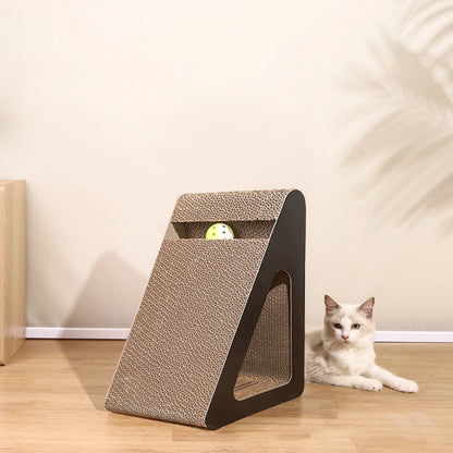 Griffoir chat ergonomique en carton avec jouets intégrés
