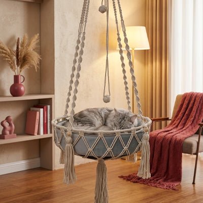 Hamac pour chat vu de dessous, structure en corde