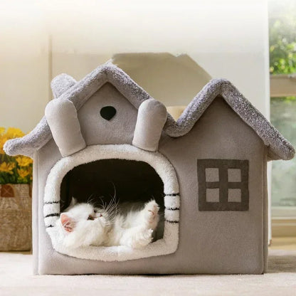 Panier pour chat en position pliée, format compact